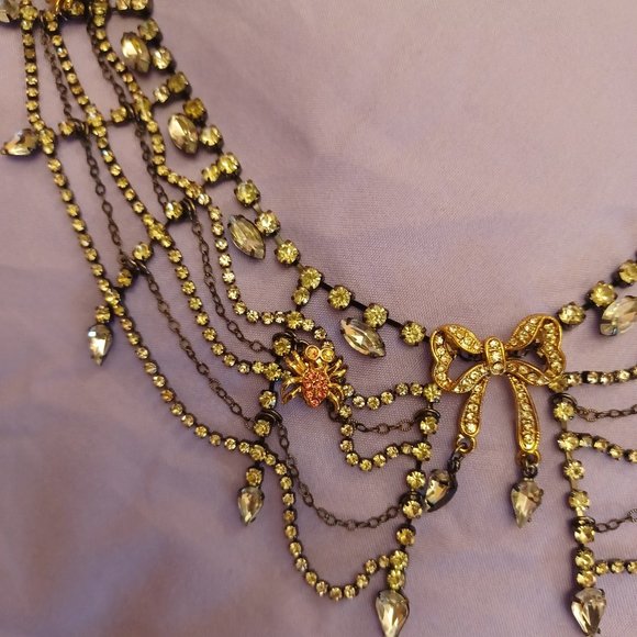 Vintage Betsey Johnson Halloween Spider Web Necklace - Picture 2 of 4